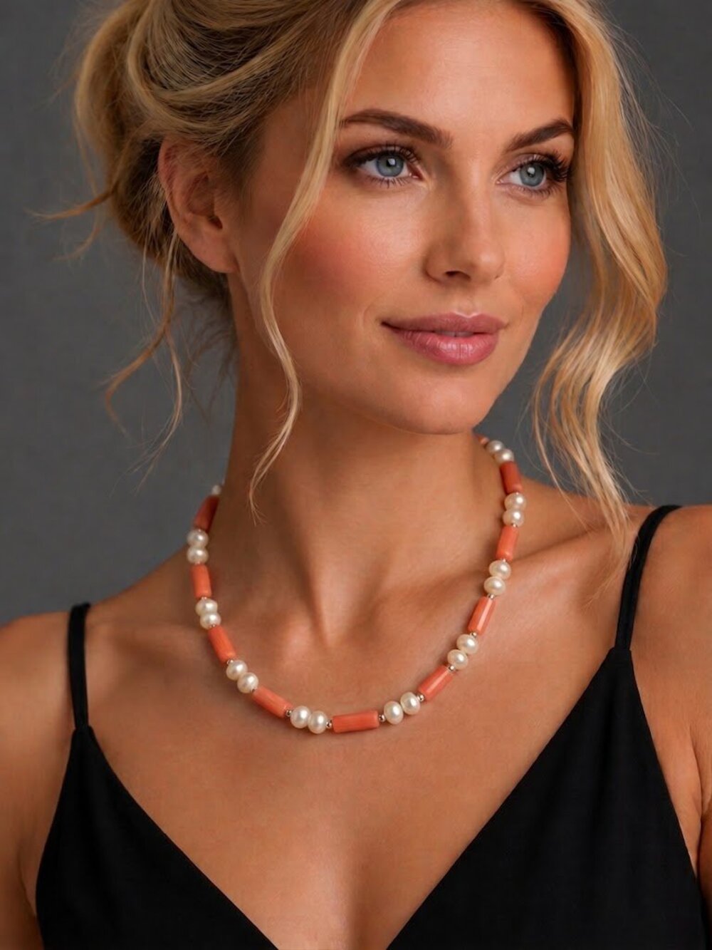 Coral Freshwater pearl necklace 🆕
